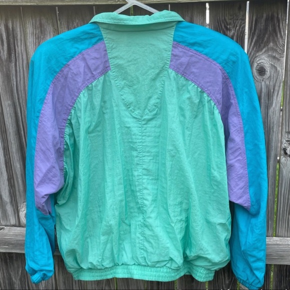 Retro Adidas Windbreaker with tags rare find 🔥 - Picture 3 of 5
